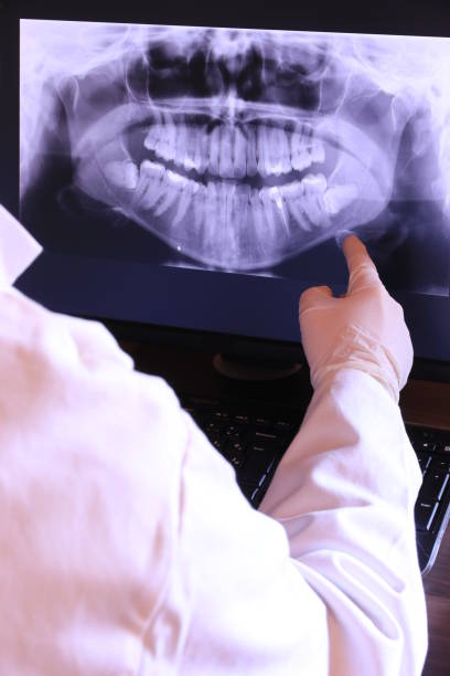 Best Emergency Dental Services for Seniors in Rio Vista, TX